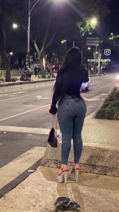 Tight Jeans