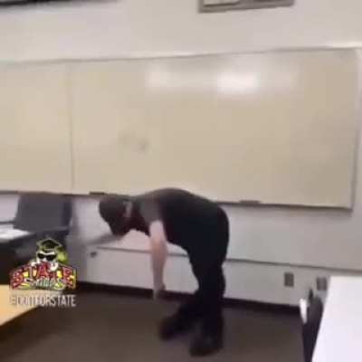 At first I thought he did it to both of his legs
