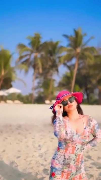 Kangana Sharma bikini ð¥ð<wbr>ð<wbr>¥µ