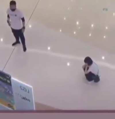 A couple fighting ends