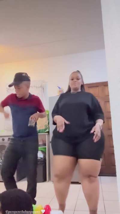 She can’t dance but at least she’s still sexy af 😍