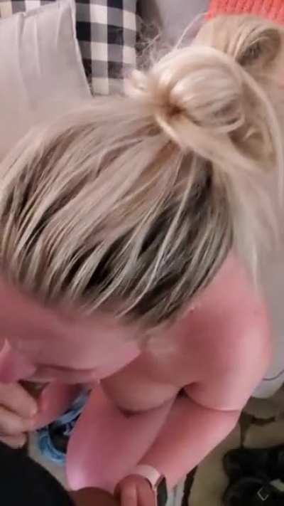 PAWG CHEATING ON HUSBAND