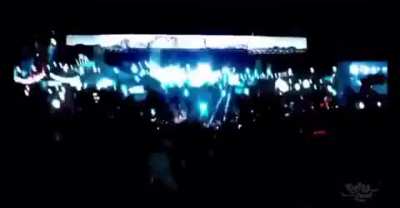 i miss concerts !!