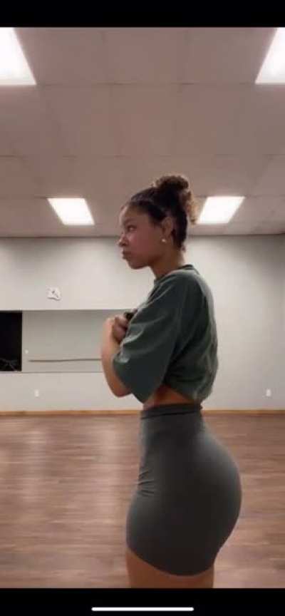 Lexie Showing the assets
