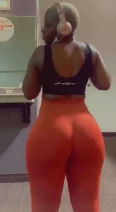 Afric<wbr>anBig<wbr>Booty - Video #1019