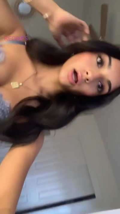 Jiggle jiggle