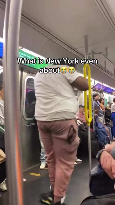 Blursed_obesity.