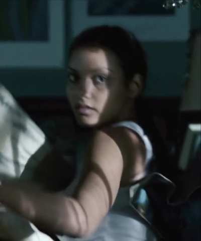 Jessica Lucas pert pokies plots in The Covenant