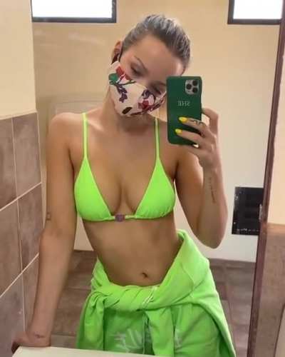 Dove Cameron