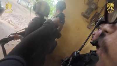 [Myan<wbr>mar/B<wbr>urma] Rebels belonging to the Yangon PDF Special Task Force during the attack on the 598th battalion base in Shwegyin, Bago Region (Music from source)