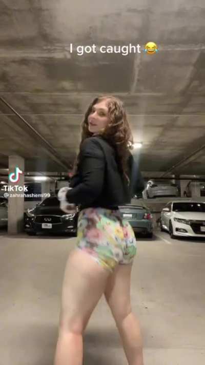 Twerking Her Lil Cake
