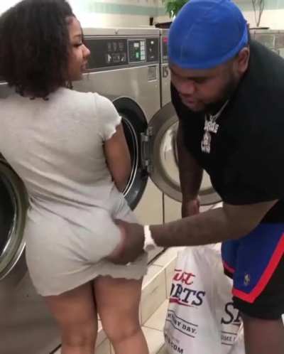 Grabbin 🍑