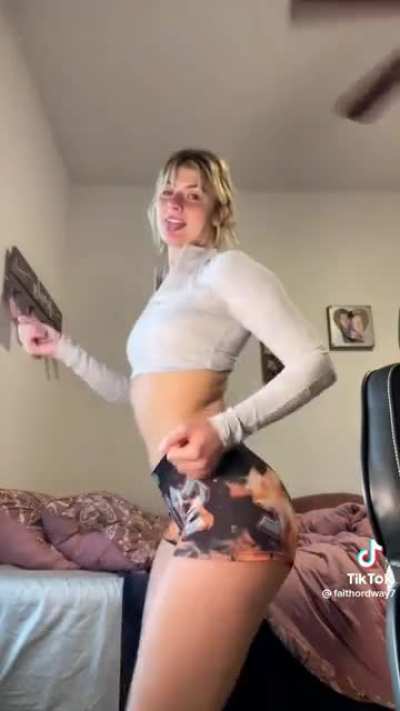 girl built different