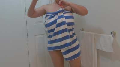 Oops I dropped my towel 😉 xx 57yo (f) (OC) 🇦🇺