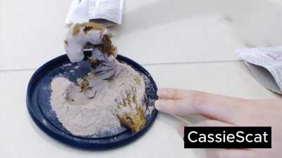 Big, Heavy Dump + Mixing in Cocoa Powder [GIF]