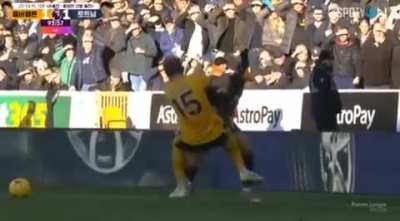Foul on Son