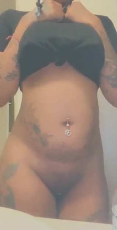 Pretty titty drop