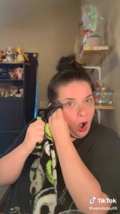 Makeup removal