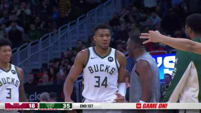 [Highlight] Giannis hits the turn around fadeaway three pointer to beat the 1Q buzzer and now has 500 3PT makes in his career!