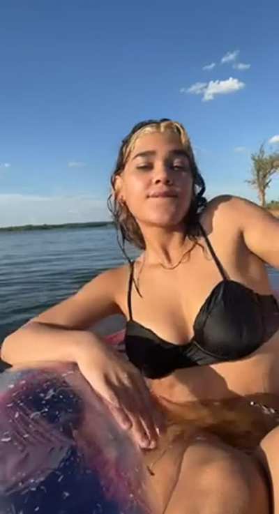Let’s make babies at the lake