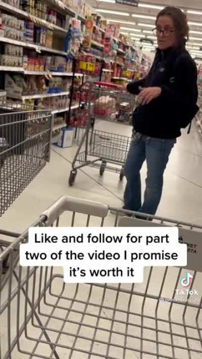 Lady wants the WHOLE isle to shop in and nobody else is allowed til shes done. These people had way too much patience