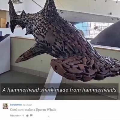 Tiburon martillo hecho de martillos