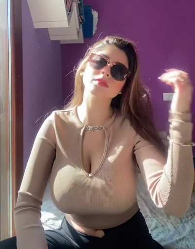 Little cleavage