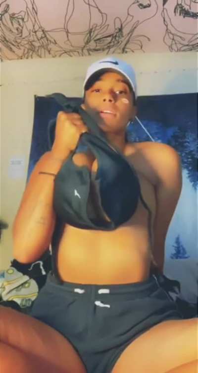 Possibly the best tits I’ve ever seen on reddit 😍