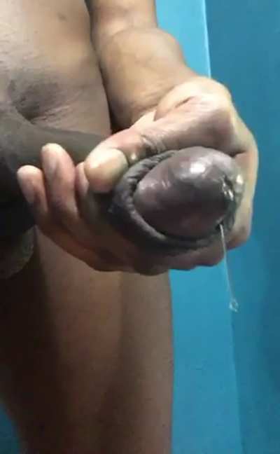 Can your mouth stop my leaking horsecock? 👄🍆💦