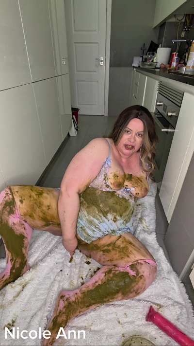 Hear my wet farts, milk enema, vomit, Joi, dirty vaginal, dirty thigh highs, smearing, blowjob dirty dildo. Subscribers and Individual buy!
