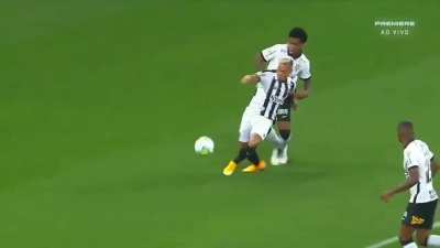 O lance da reclamação dos Atleticanos.