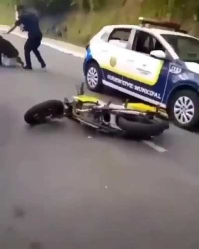 Opa pera lá!