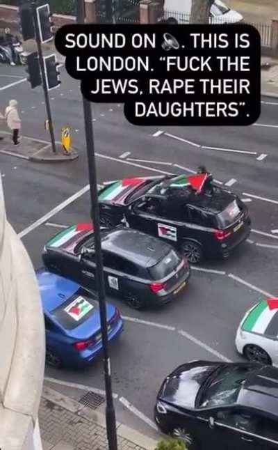 Londra'daki protestolardan: 