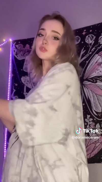 @dorameowww