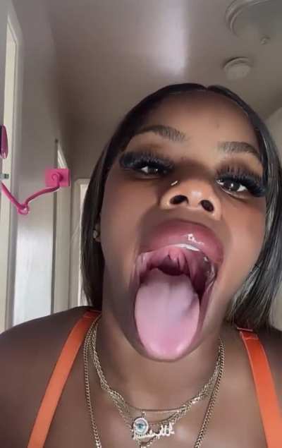 💋👄