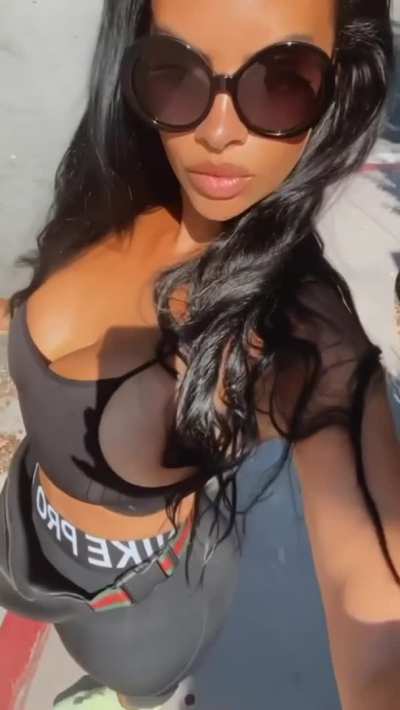 Yes Show Off That Body Johanna! 😍🤤😍😍🤤<wbr>🍆🍆🥴🥴💦<wbr>💦💦