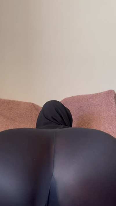 Interact if you’d fuck my Arabic ass