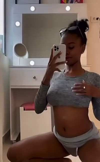 Plump pussy and delicious tits (NSFW)
