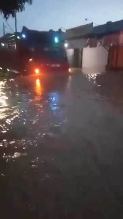 Flooding reported along the road toward the area - Cangkring Srogo Market Indonesia - 11 February 2026