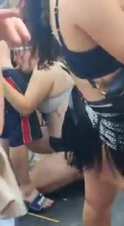 I know it's techno scene, but this might be trashy anyways