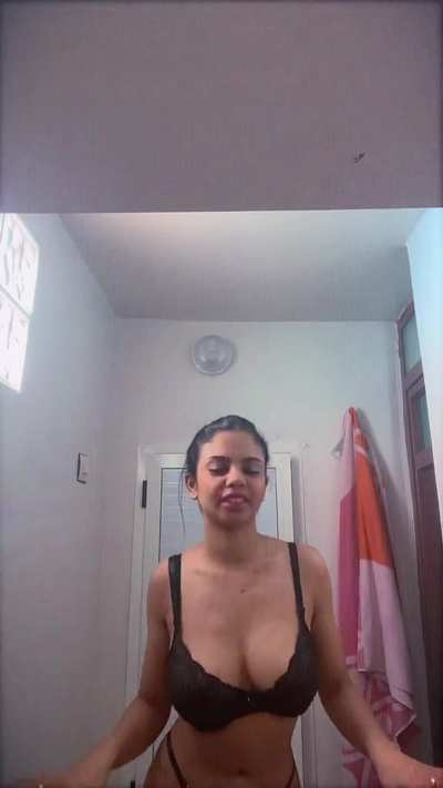 I'm home alone.. please cum over