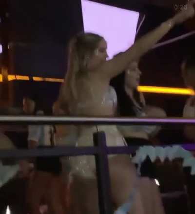 🤤🍑