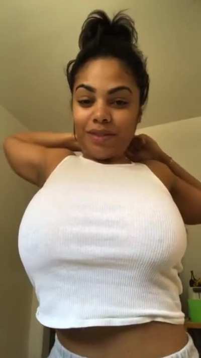 😱