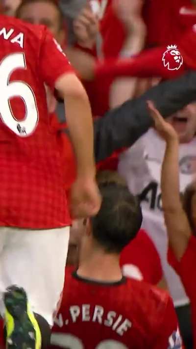 I don't think anyone can top van persie debut goal for united(best debut goal)