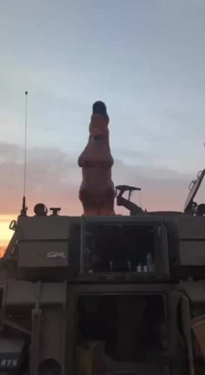 Artillery Corp gets bored
