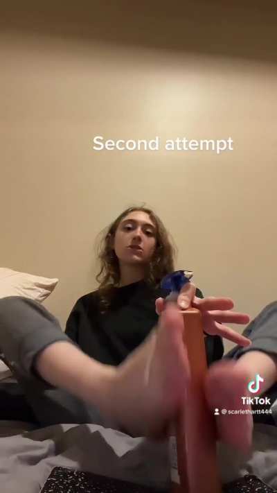 Lotion bottle footjob scarletharttdancing 