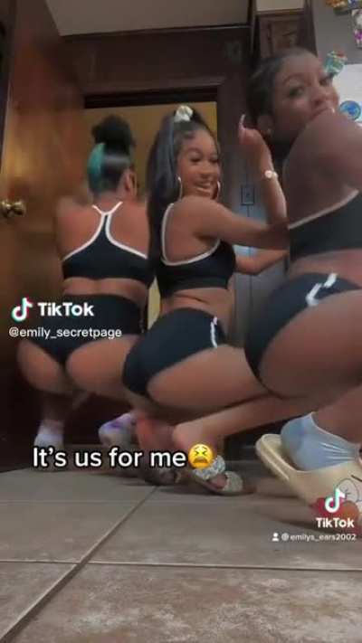 👀
