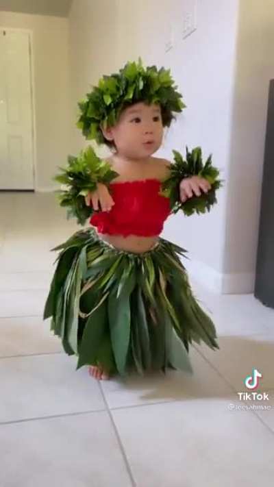 Hula dancer