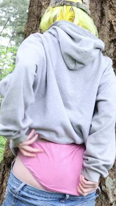 A post-wedgie picking