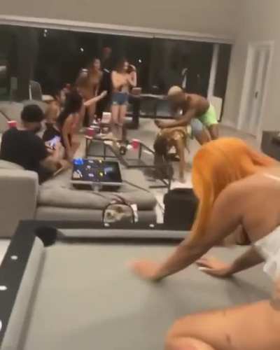 🤤